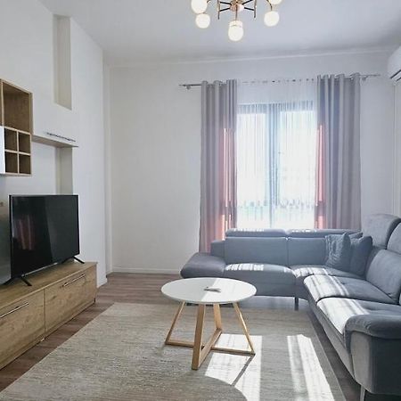 Апартаменти Myhouse At 21 Dhjetori Тирана Екстер'єр фото