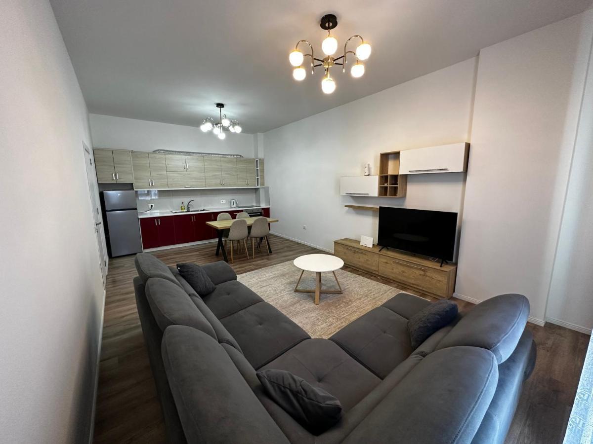 Апартаменти Myhouse At 21 Dhjetori Тирана Екстер'єр фото